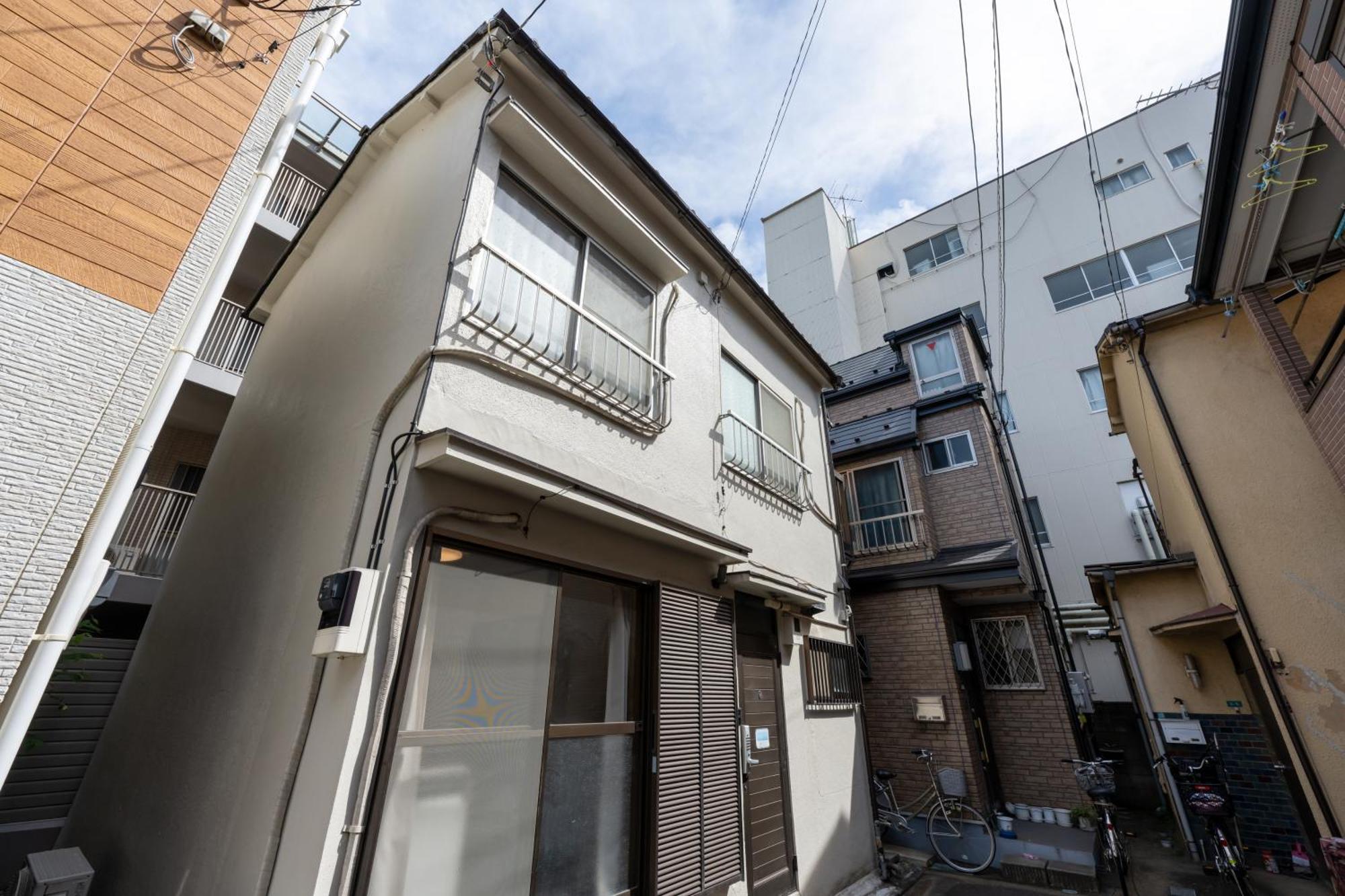一棟貸切宿, 東京一之江ハウス6名定員, 秋葉原19分,新宿30分,Wifi有, ディズニータクシー20分3000円,駐車場ありません Tokyo Bagian luar foto